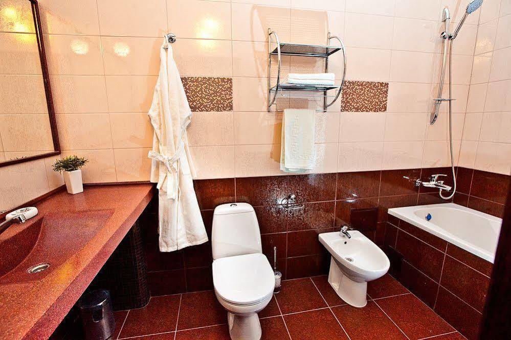 Classic Hotel Kharkiv Eksteriør billede